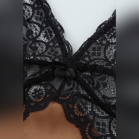 Elegant Bronze Lace Trim Nightgown - Picture 14 of 14